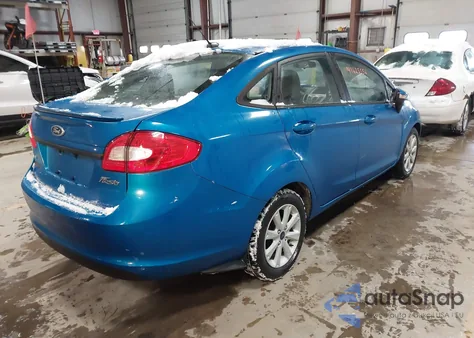 2013 Ford Fiesta Se z USA, uszkodzony, nr VIN 3FADP4BJ7DM225471